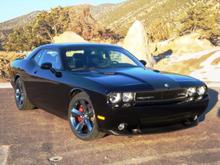 Challenger SRT-8