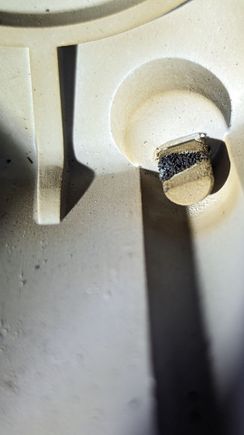 Distributor, signs of arcing, most of material still in place