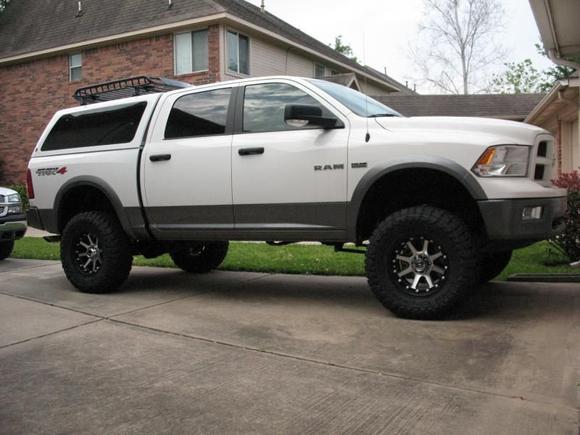 XD wheels TOYO 35" tires