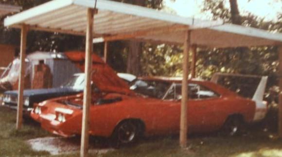 Picture Kenny sent me of 69 Daytona setting next to a 69 Mod Top Satellite, before I purchased Daytona