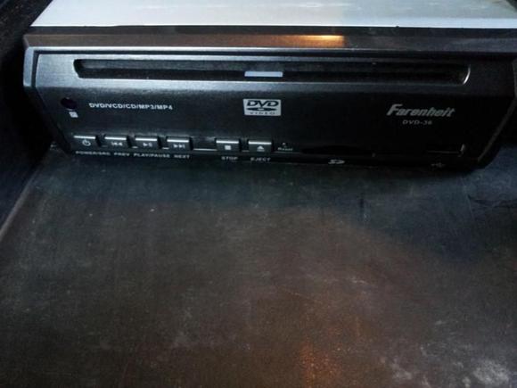 Dvd player mounted in console