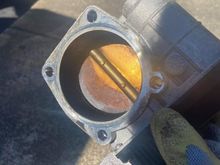 Before cleaning the throttle body 