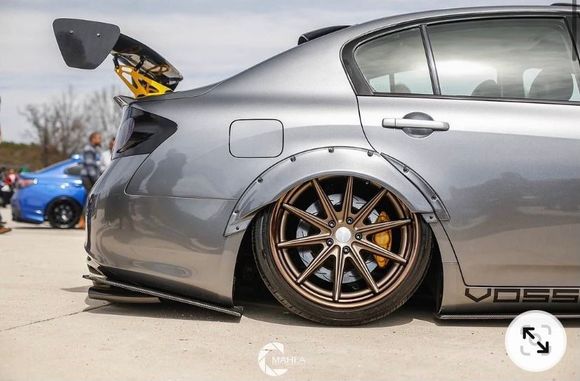 What type of fender flares there so.clean 