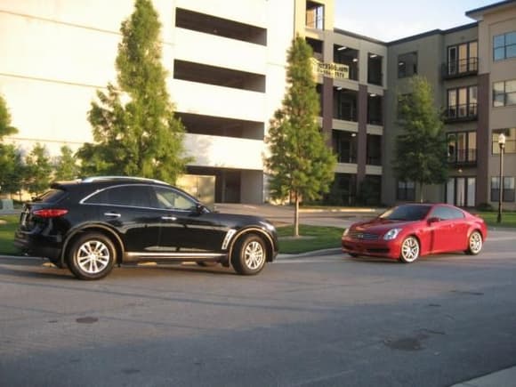 2009 FX35 and 2006 G35