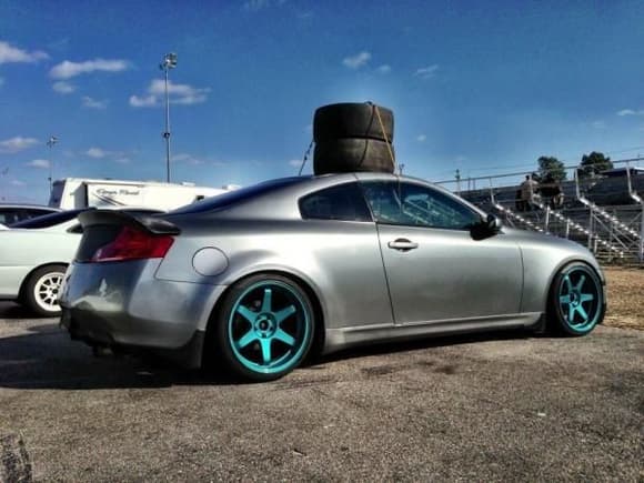g35 drags on roof