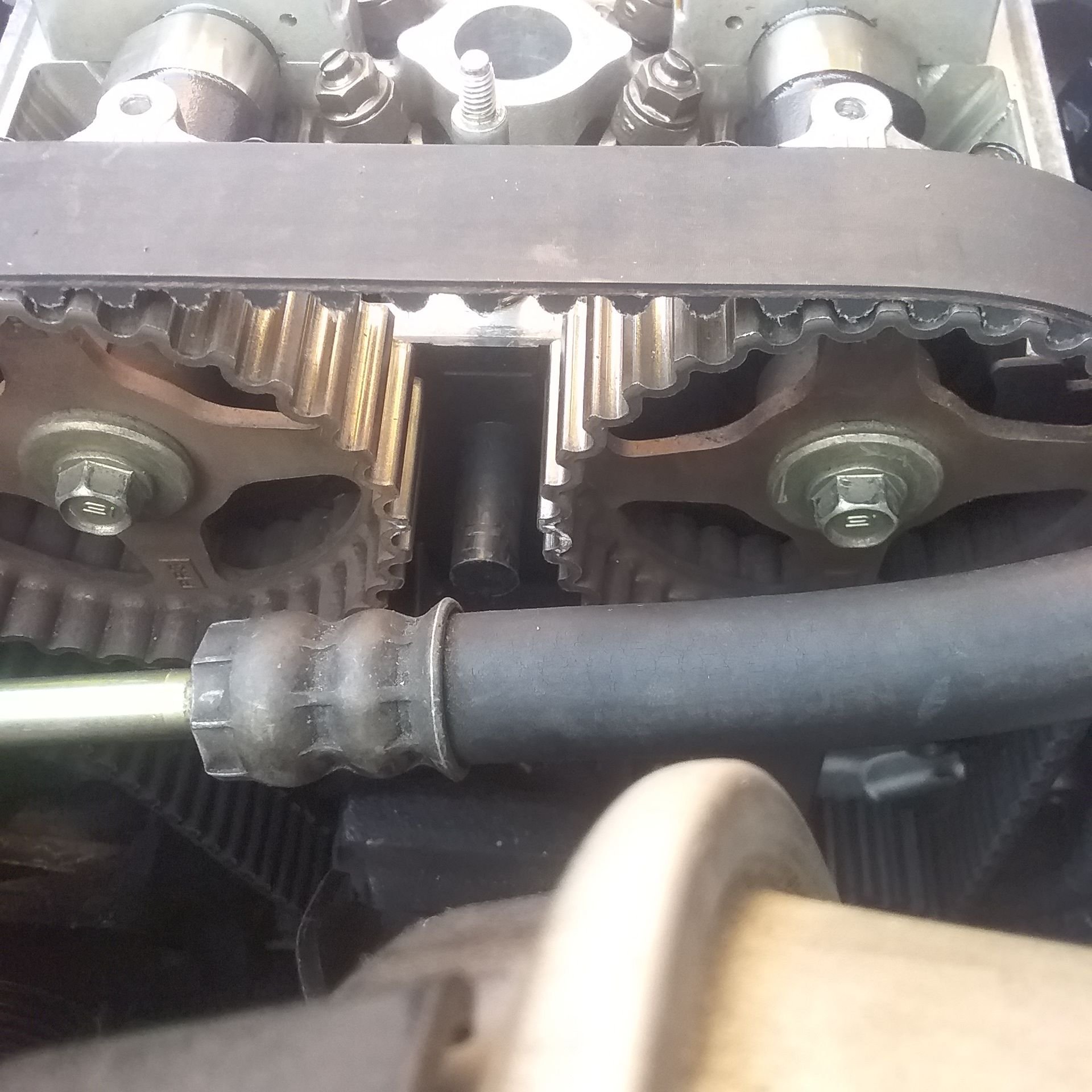 Crv timing chain or clearance belt