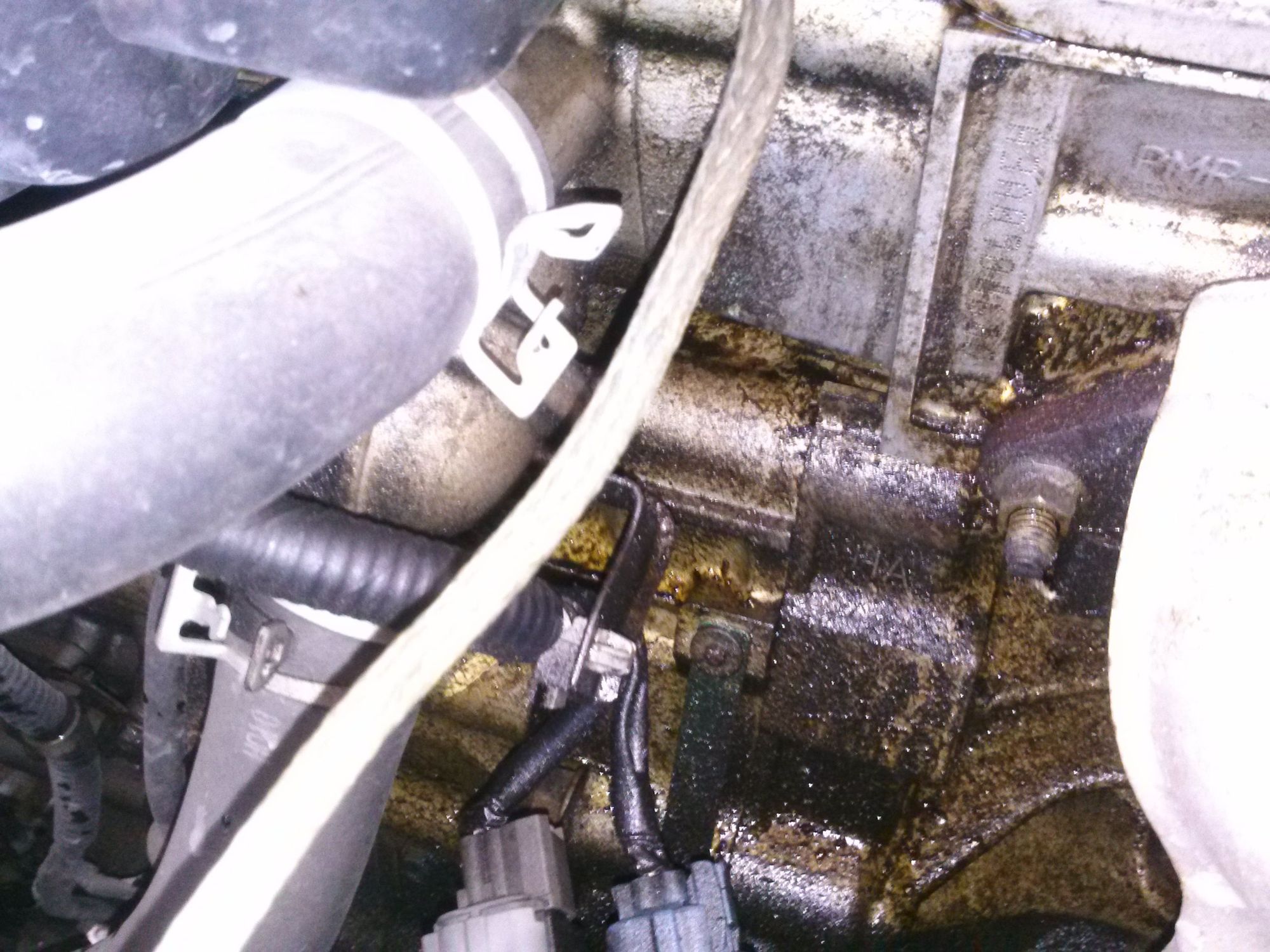 Valve Cover Leak? HondaTech Honda Forum Discussion