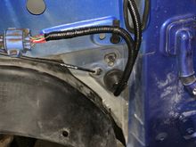 You ever seen a headlight wire harness tuck so cleeeaan? 