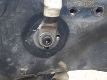 New blingy bolt on new chassis ground