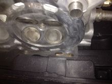 This and the next pic are the right side where its sealed