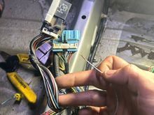 GREY wire that goes to a relay. Does anyone have a diagram?