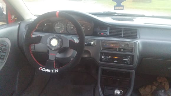 That steering wheel is being given to a friend so i can install my new Vertex 7 star wheel when it decides to show up ;)