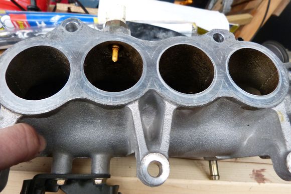 The plenum is cleaned up and ready to be reinstalled!