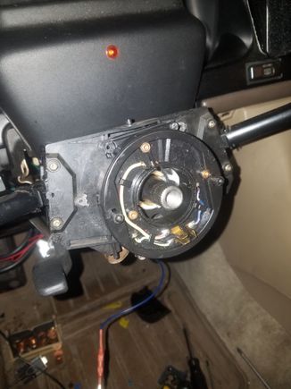 Next was this thing. This was the item from the Lude that I don't know the name of? Which had to be modified in order to fit onto the Accord column...