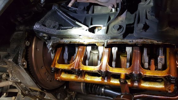 Snapped a rod and put it through the side of the block.
