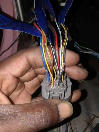 Civic c101 shock tower plug theres only 1 blk/wht wire in tbis harness diagram calls for it to be in pin 9 of civic c101 shok tower but its not its currently located in pin 1 ans that supposed to bestarter signal