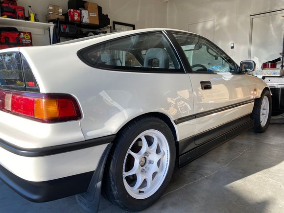 Finally got around to installing pci side skirts. Super easy install on them. 