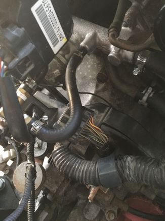 The new piece of hose fits better.