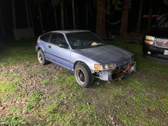 Fresh off the dolley. One traction bar bolt was MIA. 