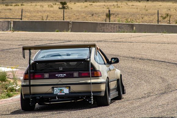 Top is obviously supported from the wing. Bottom I took a tube, welded a nut inside the tube on both ends to secure the uprights to it then added the cables which absolutey help support