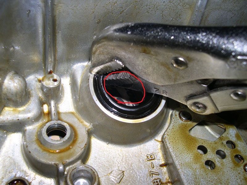 Spark plug tube seals not aligning?? HondaTech Honda Forum Discussion