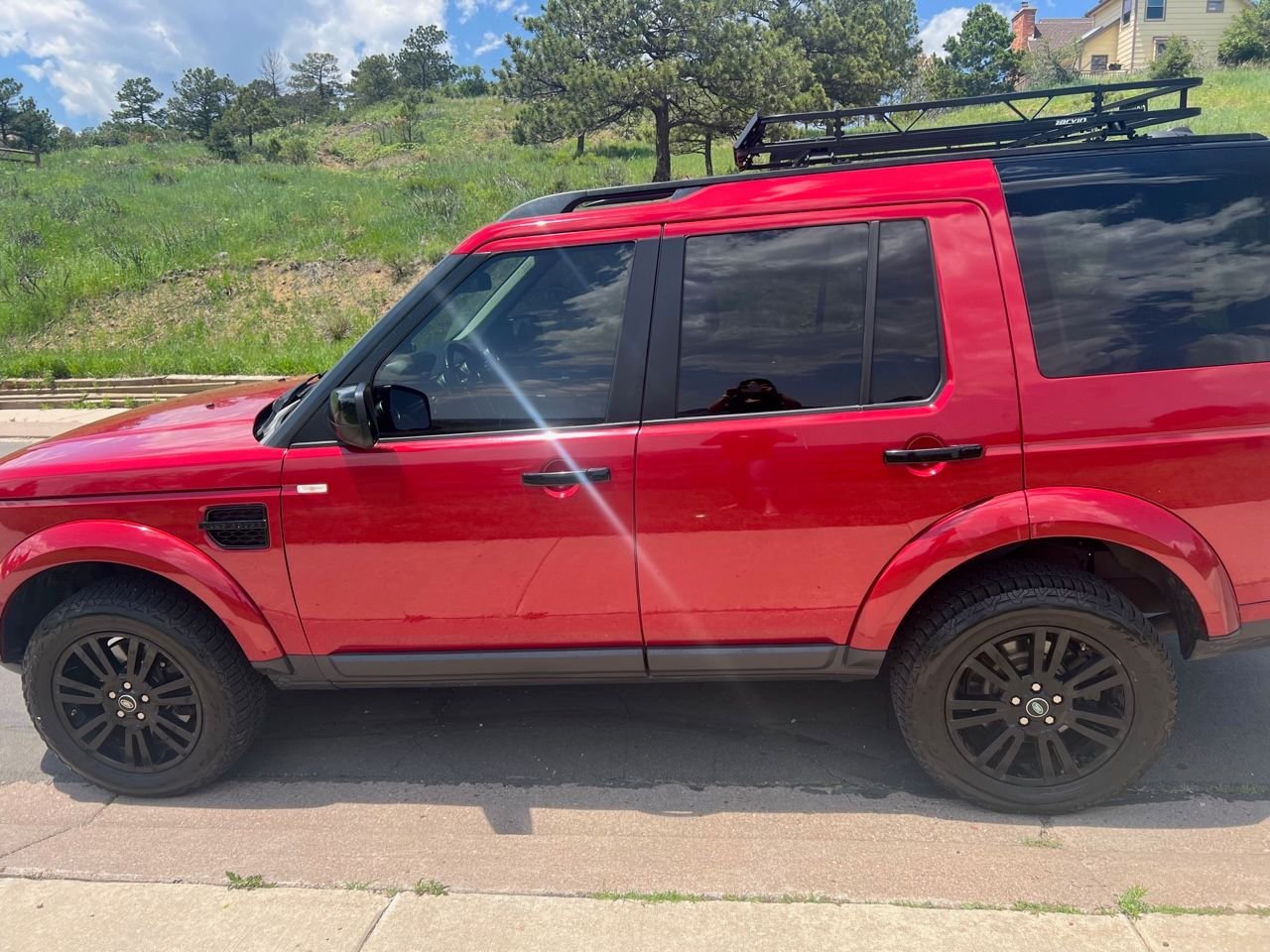 2013 Land Rover LR4 - Beautiful 2013 LR4 Firenze Red - Used - VIN SALAG2D41DA694618 - 8 cyl - 4WD - Automatic - SUV - Red - Colorado Springs, CO 80919, United States