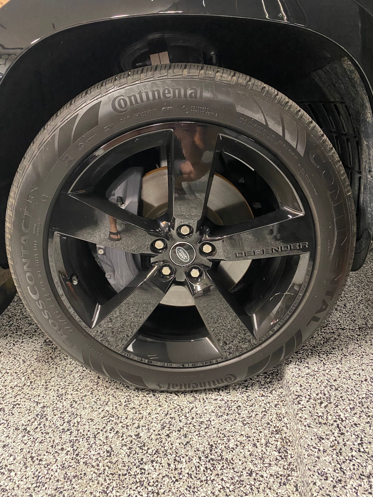 Accessories - OEM 22” 5098 Gloss Black wheel\tire - Used - 2020 to 2023 Land Rover Defender 110 - Scottsdale, AZ 85254, United States