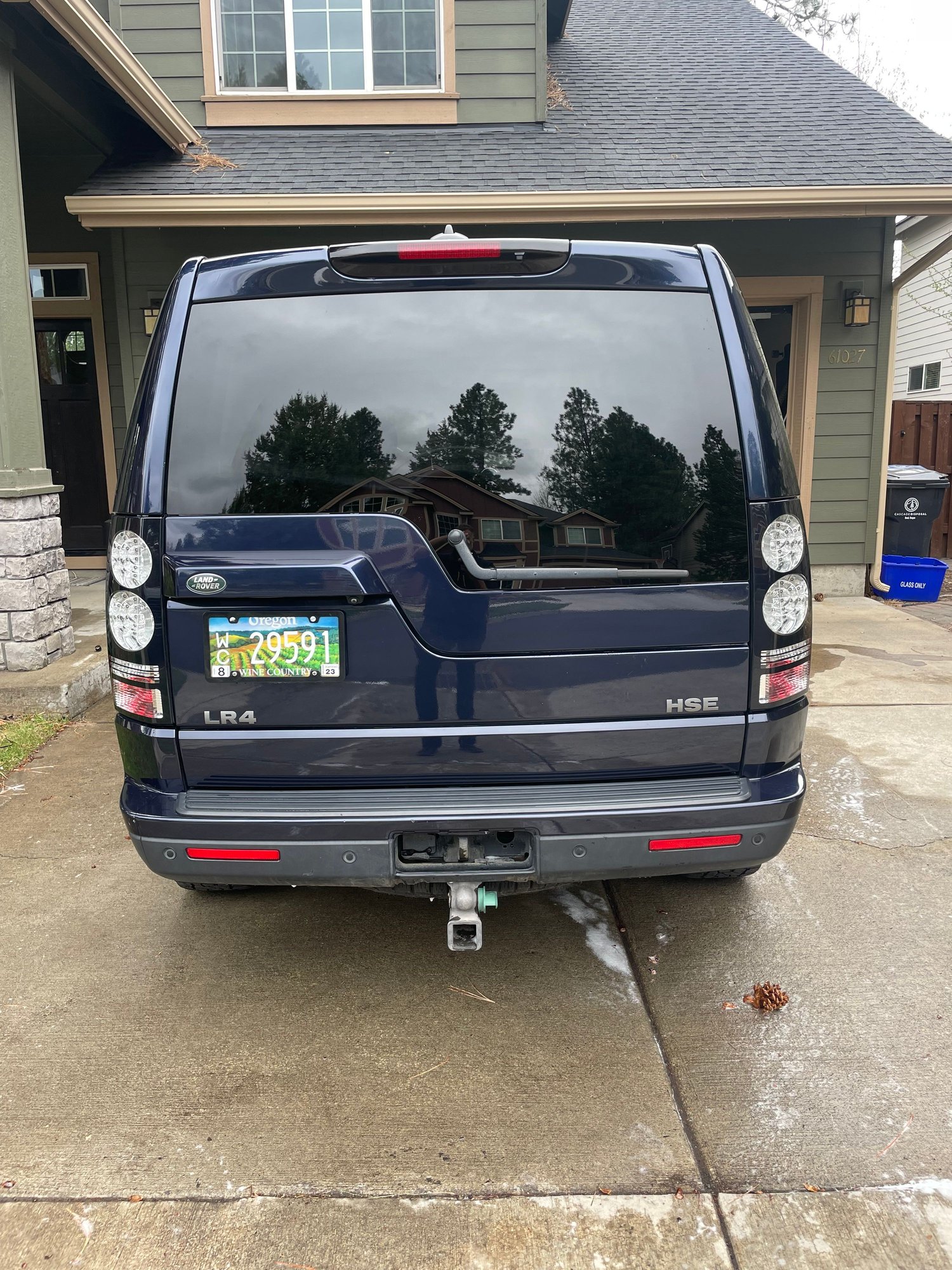 2015 Land Rover LR4 - FS: 2015 LR4 80,000miles asking $29,000obo - Used - VIN SALAG2V63FA771699 - 81,000 Miles - 6 cyl - 4WD - Automatic - SUV - Blue - Bend, OR 97702, United States