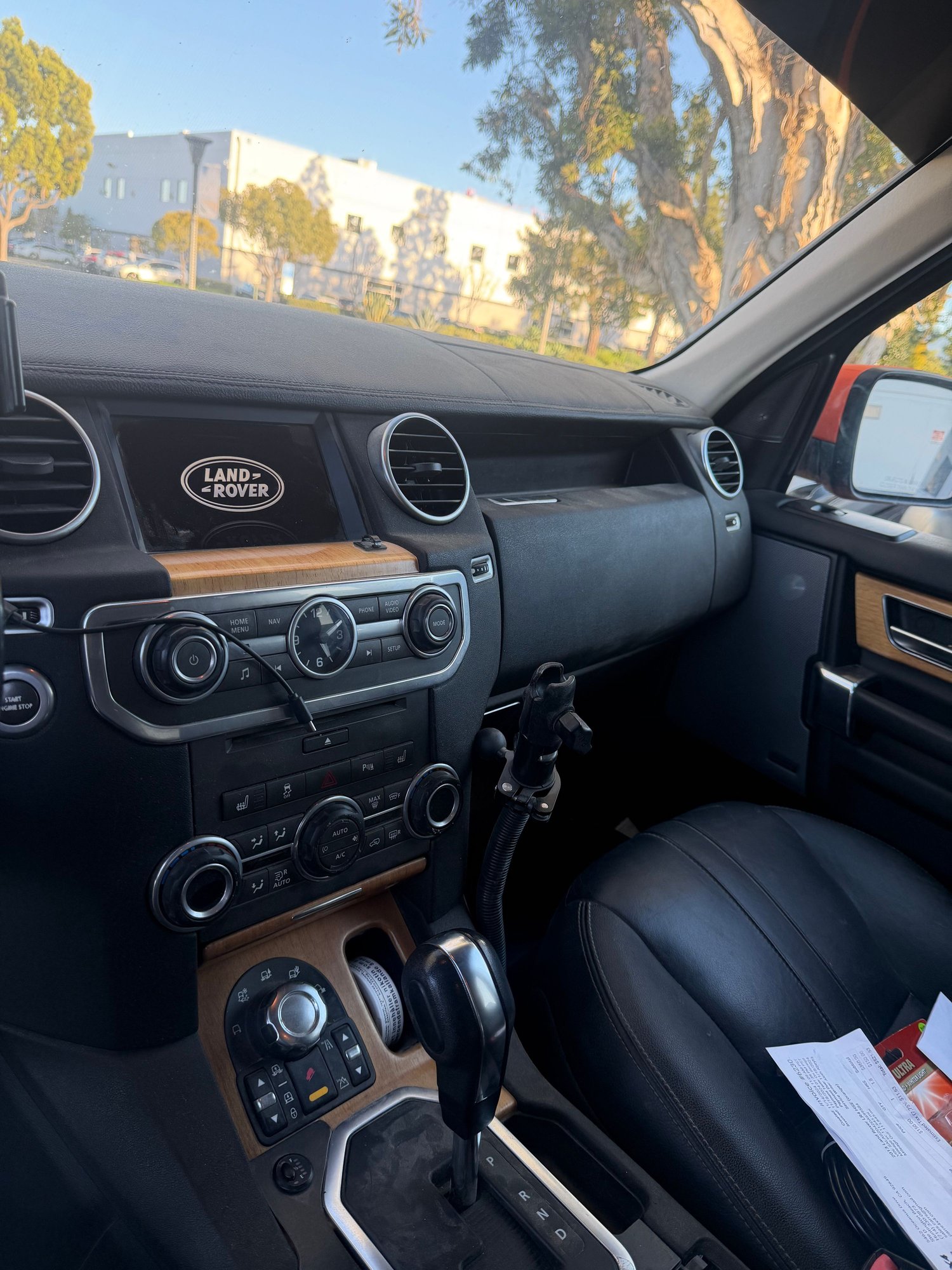 2013 Land Rover LR4 - Heavily modified HD 2013 LR4 for sale, blown engine... - Used - VIN SALAG2D42DA699584 - 8 cyl - 4WD - Automatic - SUV - Orange - Huntington Beach, CA 92649, United States