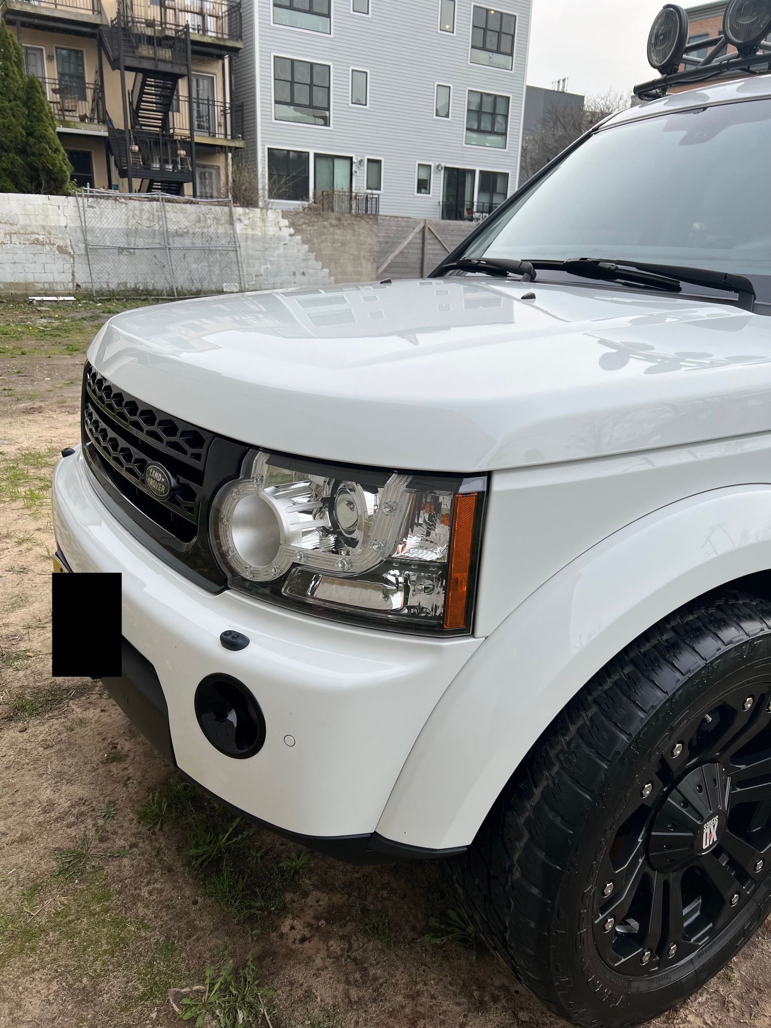 2012 Land Rover LR4 - 2012 Land Rover LR4 HSE - Used - VIN SALAK2D49CA646698 - 83,133 Miles - 8 cyl - AWD - Automatic - White - Jersey City, NJ 07302, United States