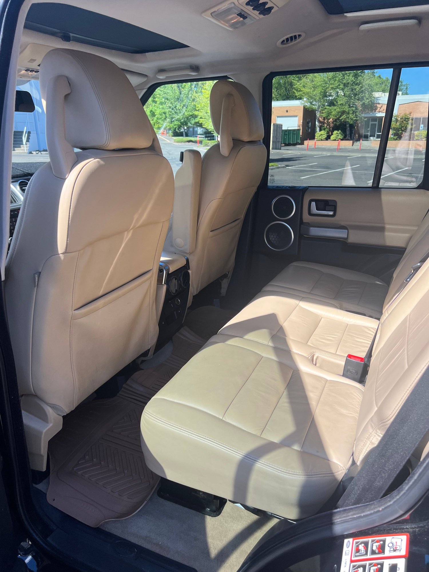 2008 Land Rover LR3 - 2008 Land Rover LR3 HSE (Portland Oregon) - Used - VIN SALAG25438A477088 - 174,311 Miles - 8 cyl - 4WD - Automatic - SUV - Black - Portland, OR 97229, United States