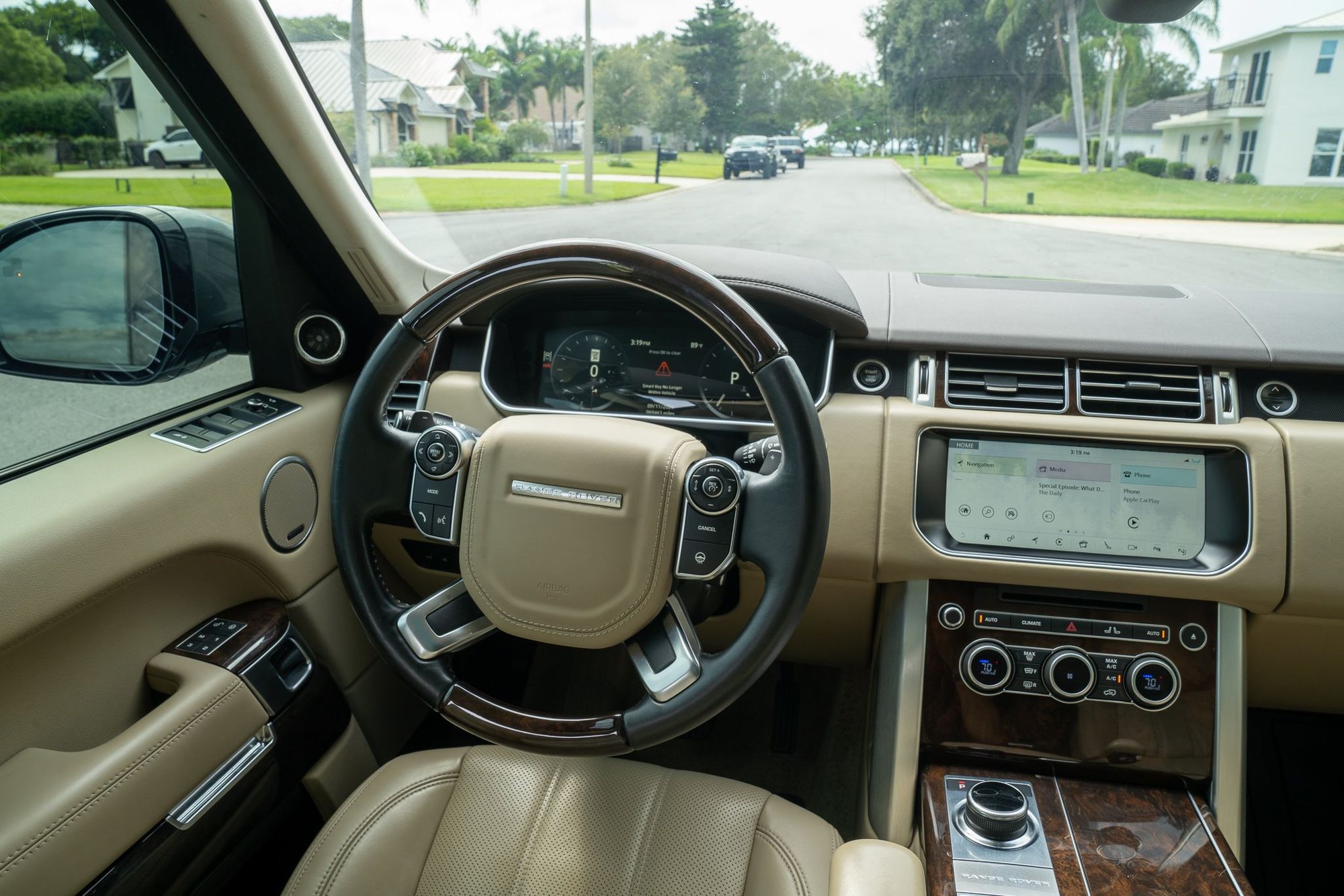 2017 Land Rover Range Rover - 2017 Range Rover, Td6, CPO, high option car - Used - VIN SALGS2FK8HA341349 - Satellite Beach, FL 32937, United States
