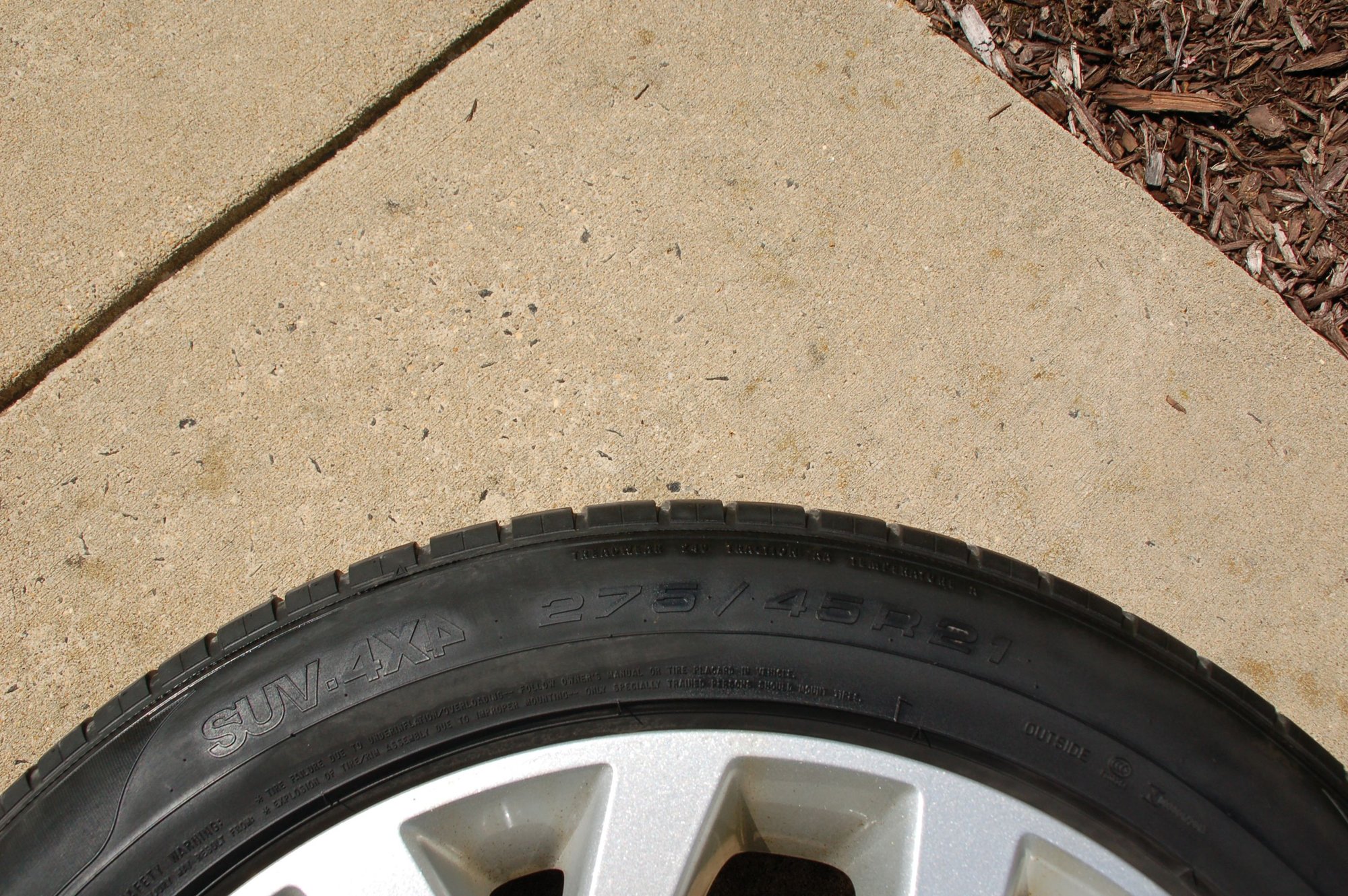 Wheels and Tires/Axles - 21” Land Rover Sport Factory Original Wheels with Goodyear Eagle F1 tires - Used - 0  All Models - Warrenton, VA 20186, United States