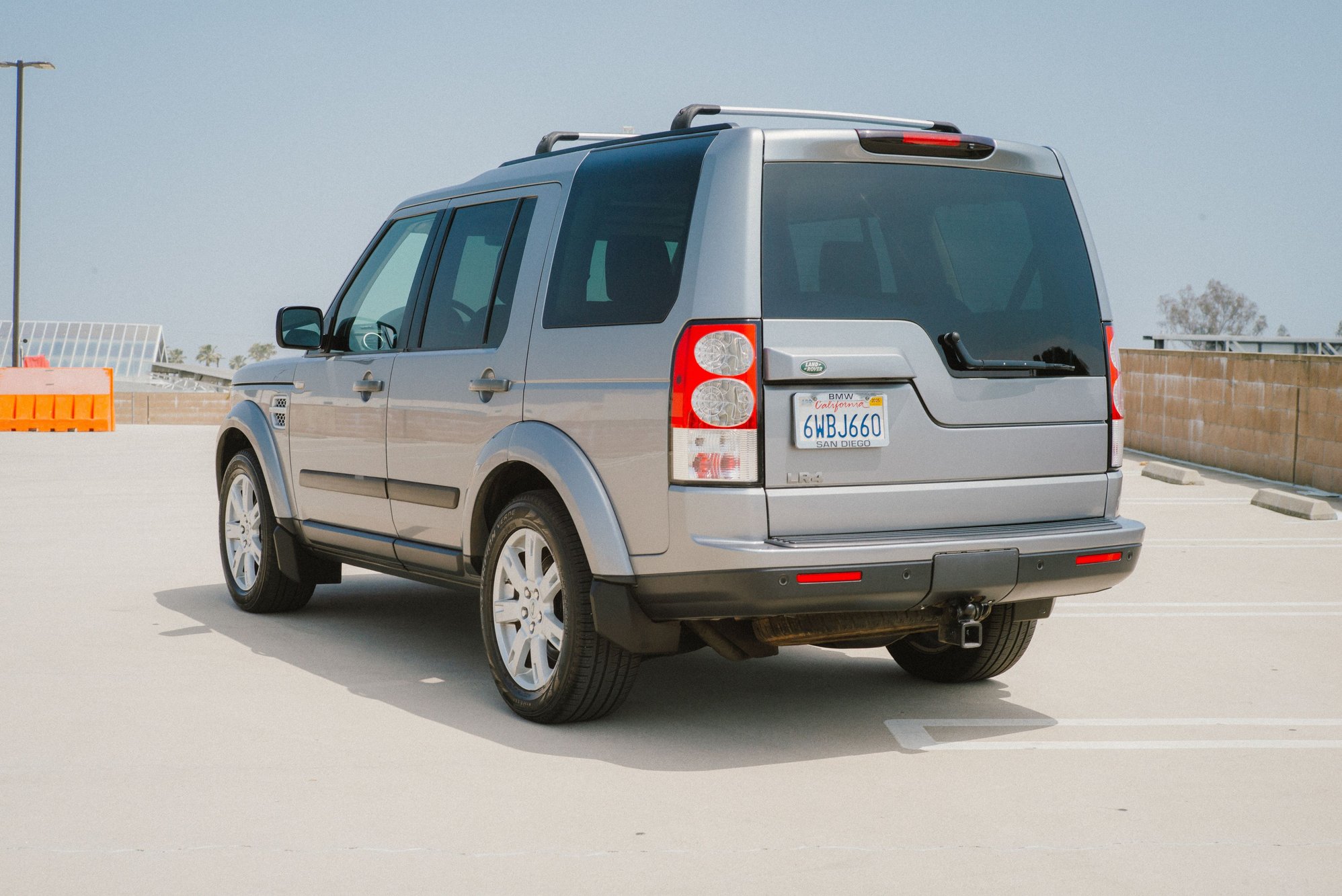 2012 Land Rover LR4 - 2012 LR4 - Super Clean! - Used - VIN SALAC2D43CA619784 - 175,900 Miles - 8 cyl - AWD - Automatic - SUV - Gray - Los Angeles, CA 91423, United States