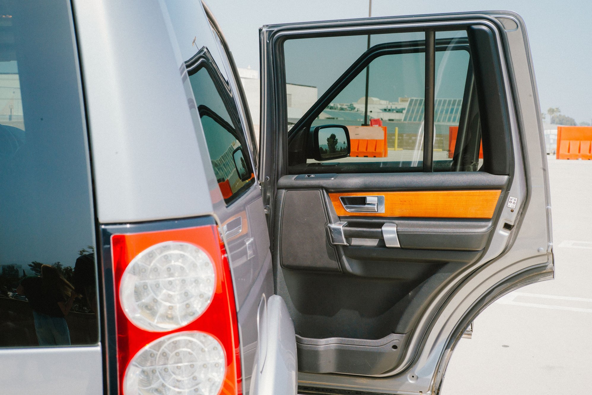 2012 Land Rover LR4 - 2012 LR4 - Super Clean! - Used - VIN SALAC2D43CA619784 - 175,900 Miles - 8 cyl - AWD - Automatic - SUV - Gray - Los Angeles, CA 91423, United States