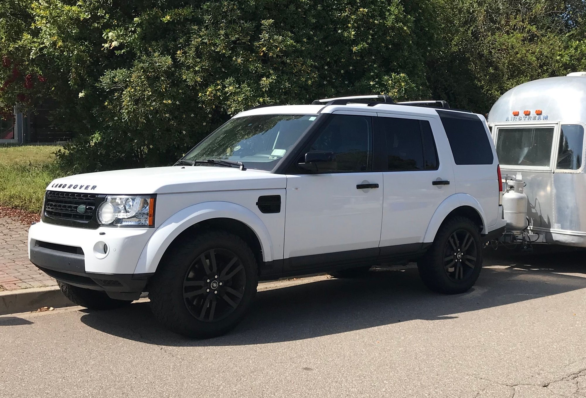 Accessories - For Sale:  Genuine Roof Rack Cross Bars - for LR3 & LR4 -  Model #VPLR0001 - Used - All Years  All Models - All Years  All Models - All Years  All Models - San Diego, CA 92121, United States