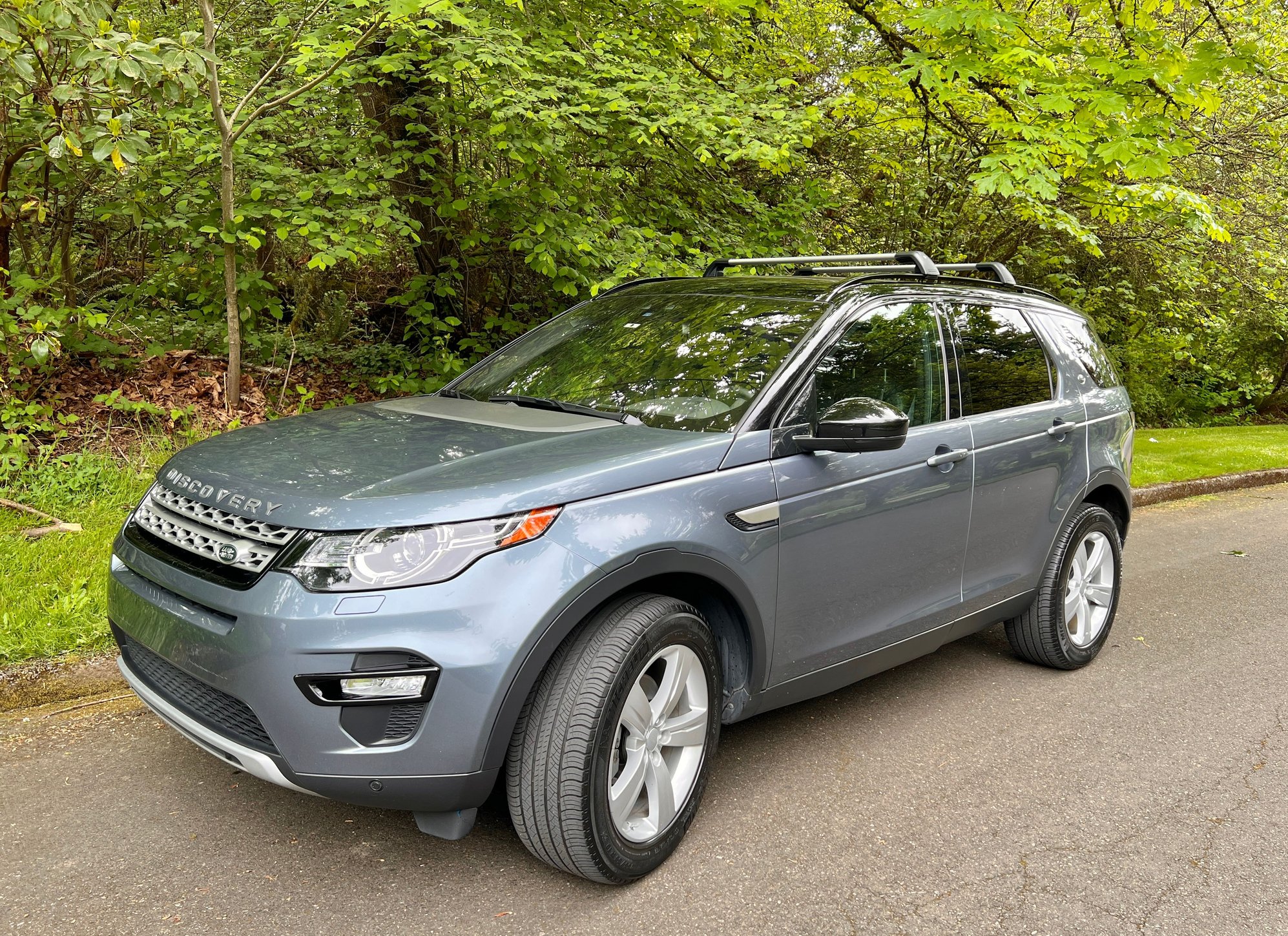 2018 Land Rover Discovery Sport - 2018 Land Rover Discovery Sport HSE 237 HP Sport Utility 4D - Used - VIN SALCR2RX9JH753410 - 50,000 Miles - 4 cyl - 4WD - Automatic - SUV - Blue - Seattle, WA 98118, United States