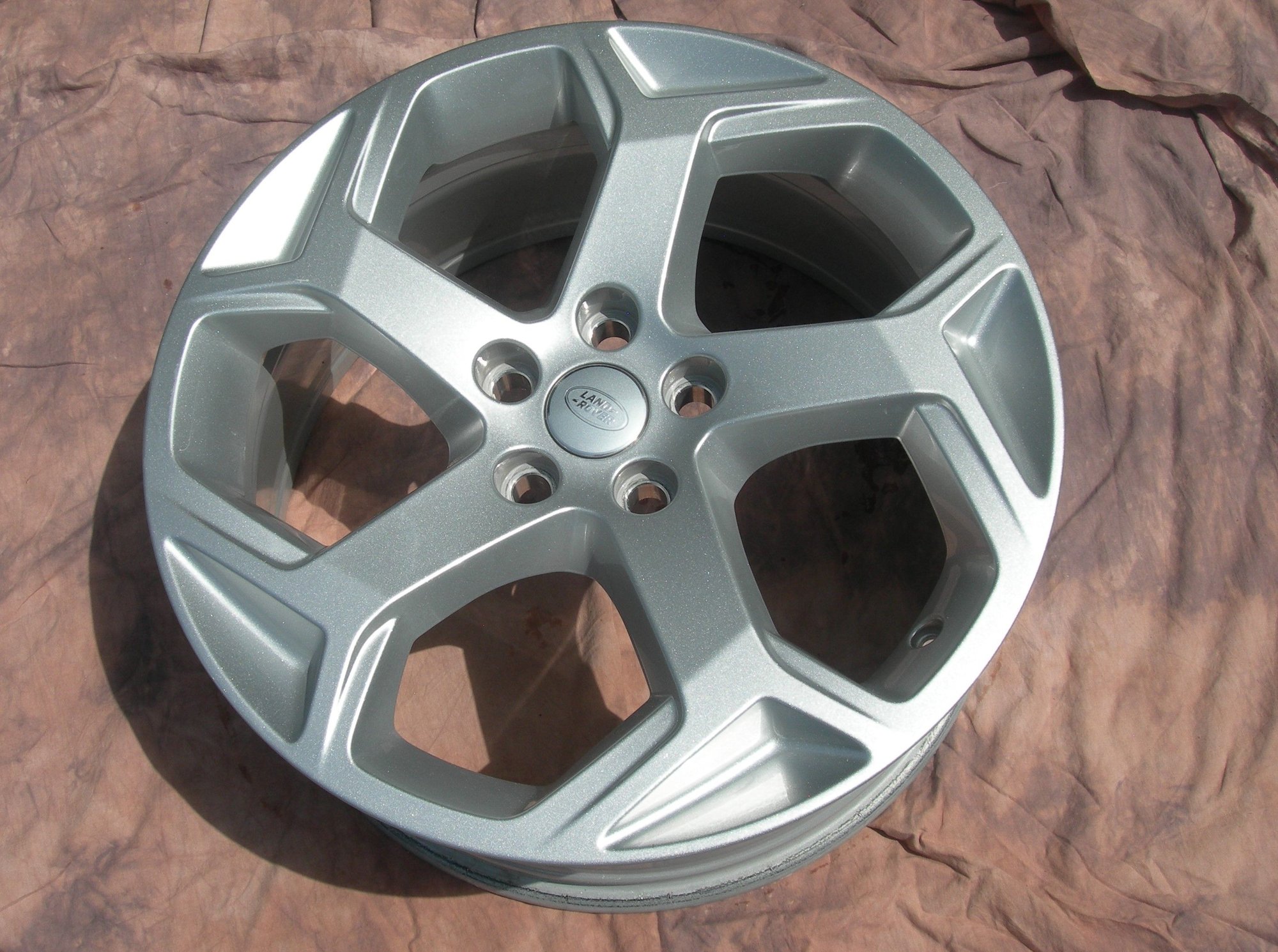 Wheels and Tires/Axles - Range Rover Sport OEM Rims 20" x 8.5" $600 + shipping - Used - 2015 to 2024 Land Rover Range Rover Sport - Edmonds, WA 98020, United States