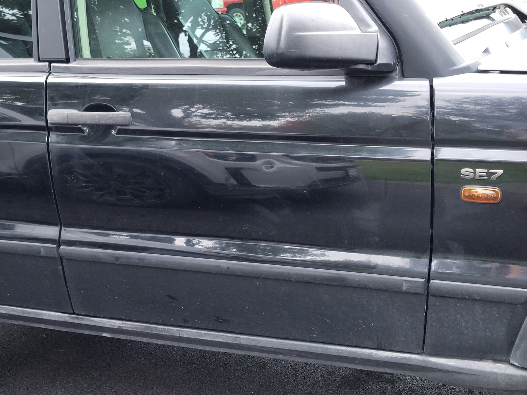 2004 Land Rover Discovery - 2004 Discovery II SE7 - Very Good Condition - Used - VIN SALTW19464A855818 - 118,937 Miles - 8 cyl - 4WD - Automatic - SUV - Black - Albany, NY 12110, United States