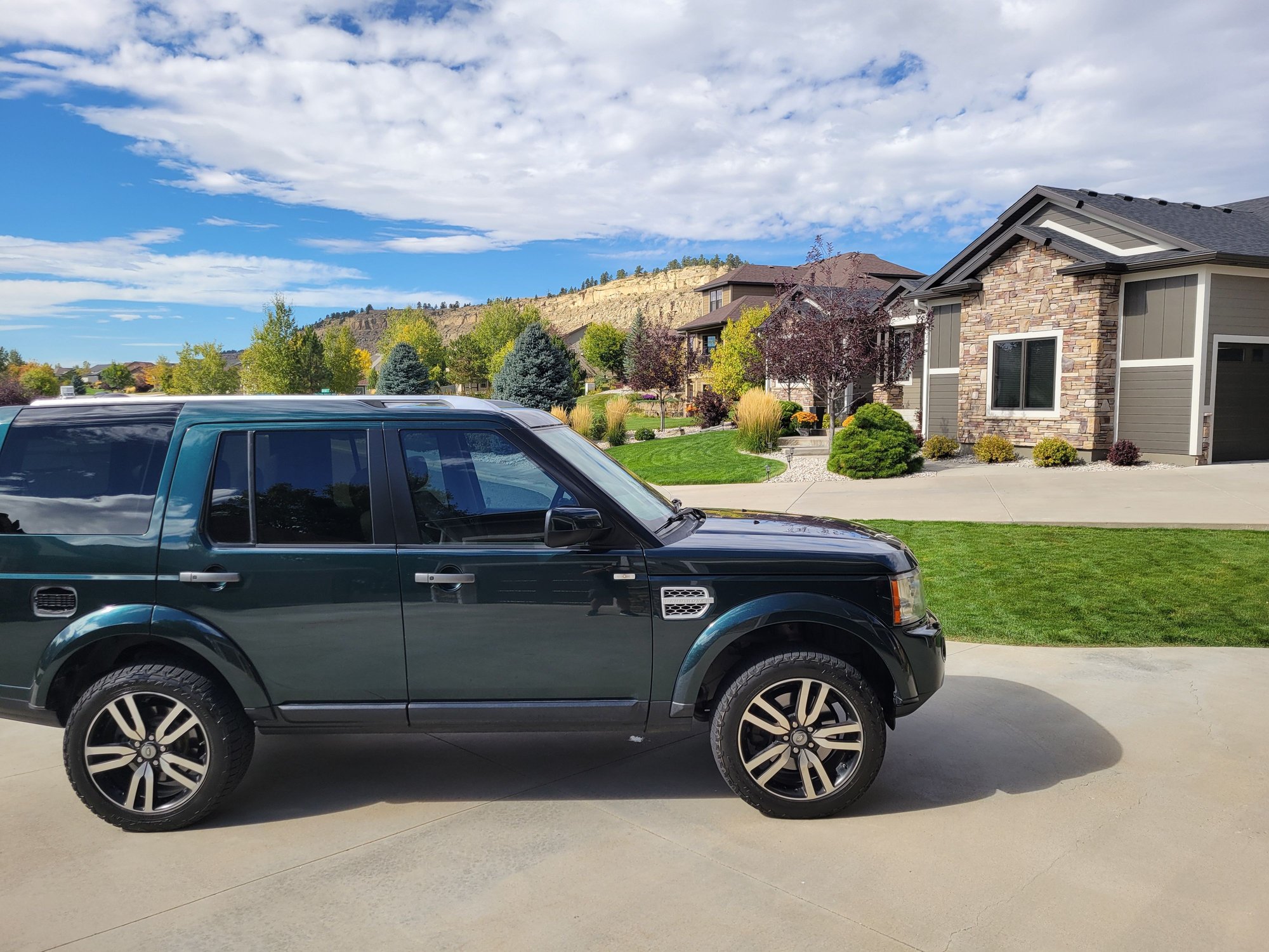 2012 Land Rover LR4 - 2012 Land Rover LR4 HSE Lux For Sale - Used - VIN SALAK2D49CA643901 - 156,600 Miles - 8 cyl - 4WD - Automatic - SUV - Other - Billings, MT 59106, United States