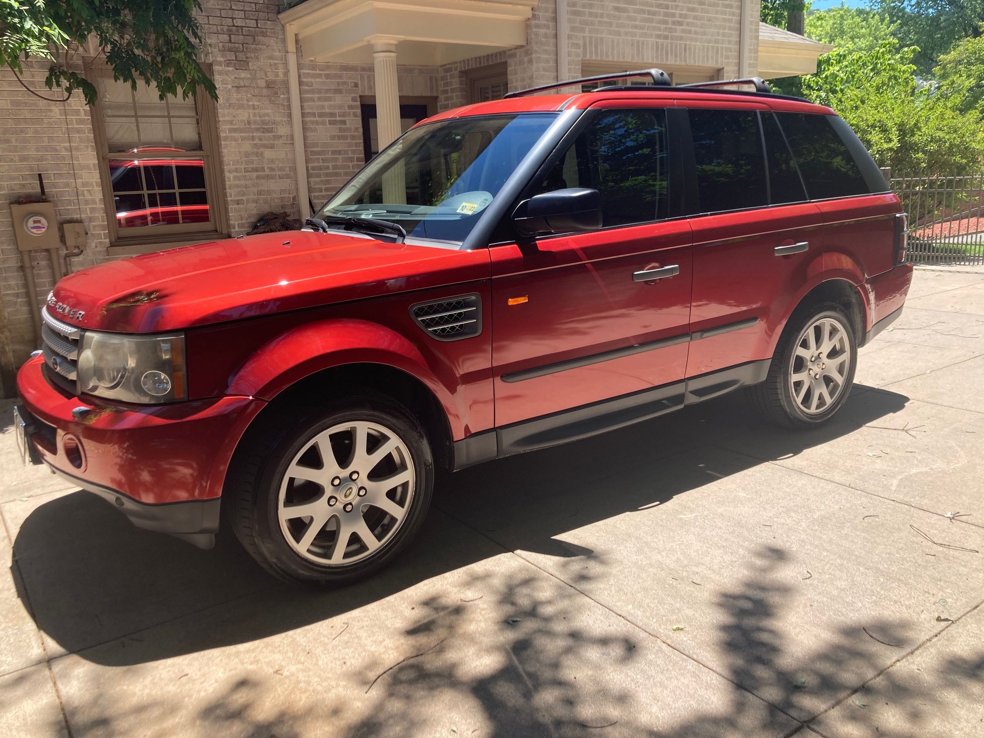 2008 Land Rover Range Rover Sport - 2008 Range Rover Sport HSE - Used - VIN SALSK254X8A126861 - 111,849 Miles - 4 cyl - 4WD - Automatic - SUV - Red - Roanoke, VA 24014, United States