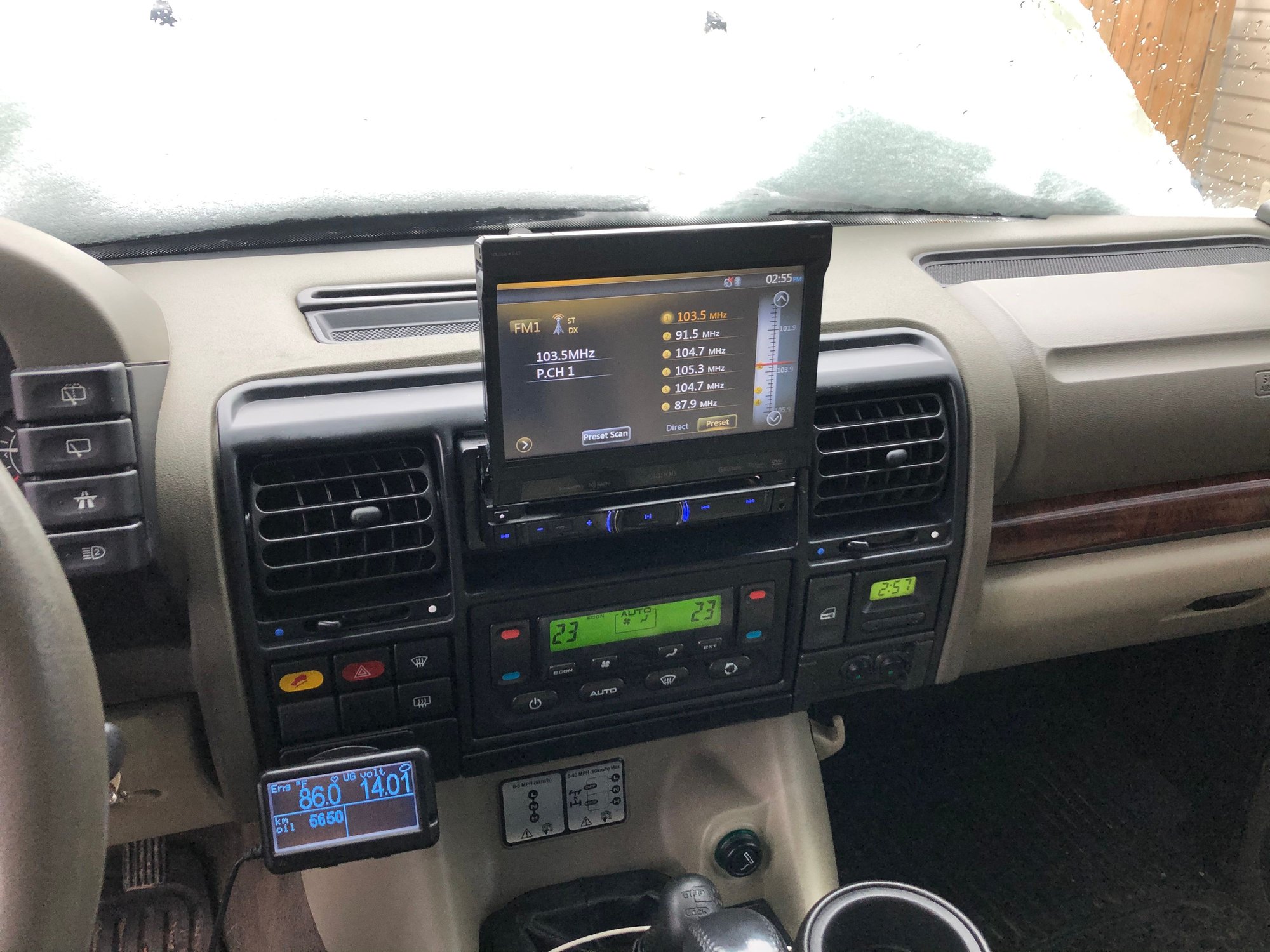 2004 Land Rover Discovery - 2004 discovery - Used - VIN SALTW19404A842448 - 71,000 Miles - 8 cyl - 4WD - Automatic - SUV - Other - Cambridge, ON N1R7J7, Canada