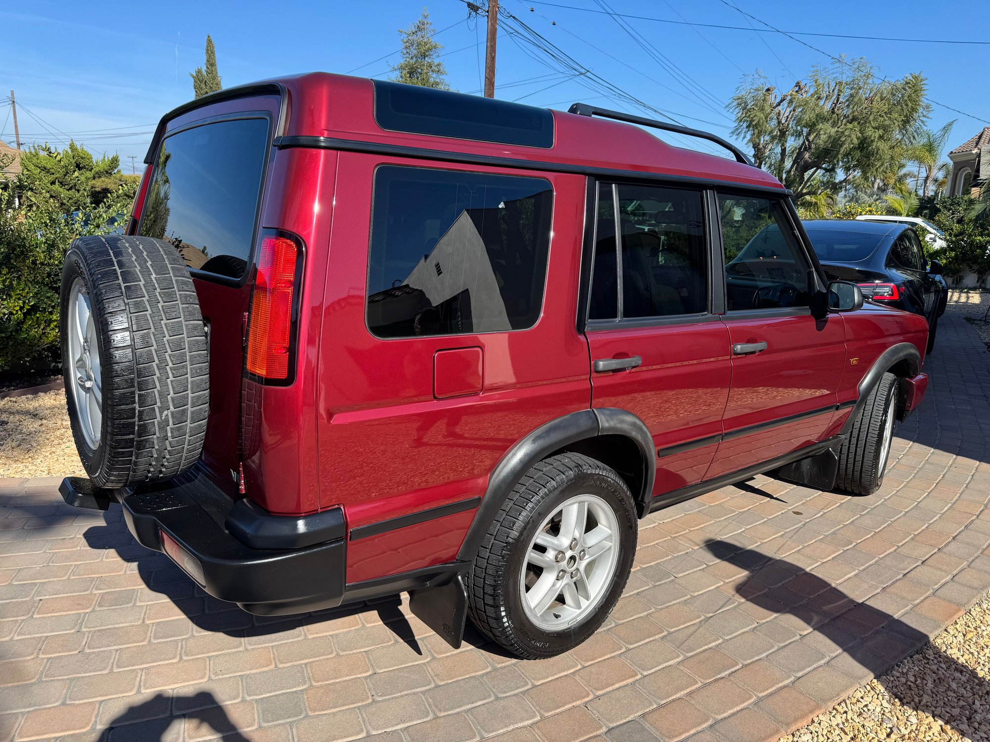 2003 Land Rover Discovery - SE7 with Amazing Body and Interior condition - Many new components - Used - VIN SALTW1648-3A81782 - 112,500 Miles - 8 cyl - 4WD - Automatic - SUV - Red - Downey, CA 90242, United States