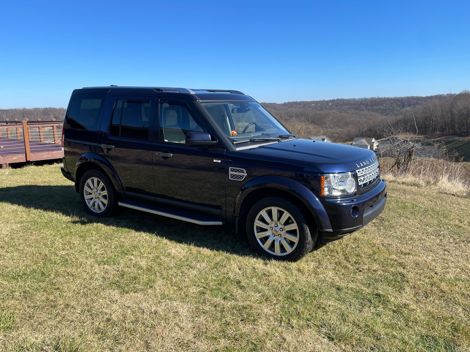 2013 Land Rover LR4 - Well Cared For 2013 Loire Blue L - Used - VIN SALFR2BG2DH365401 - 186,635 Miles - 8 cyl - AWD - Automatic - SUV - Blue - Pittsburgh, PA 15086, United States