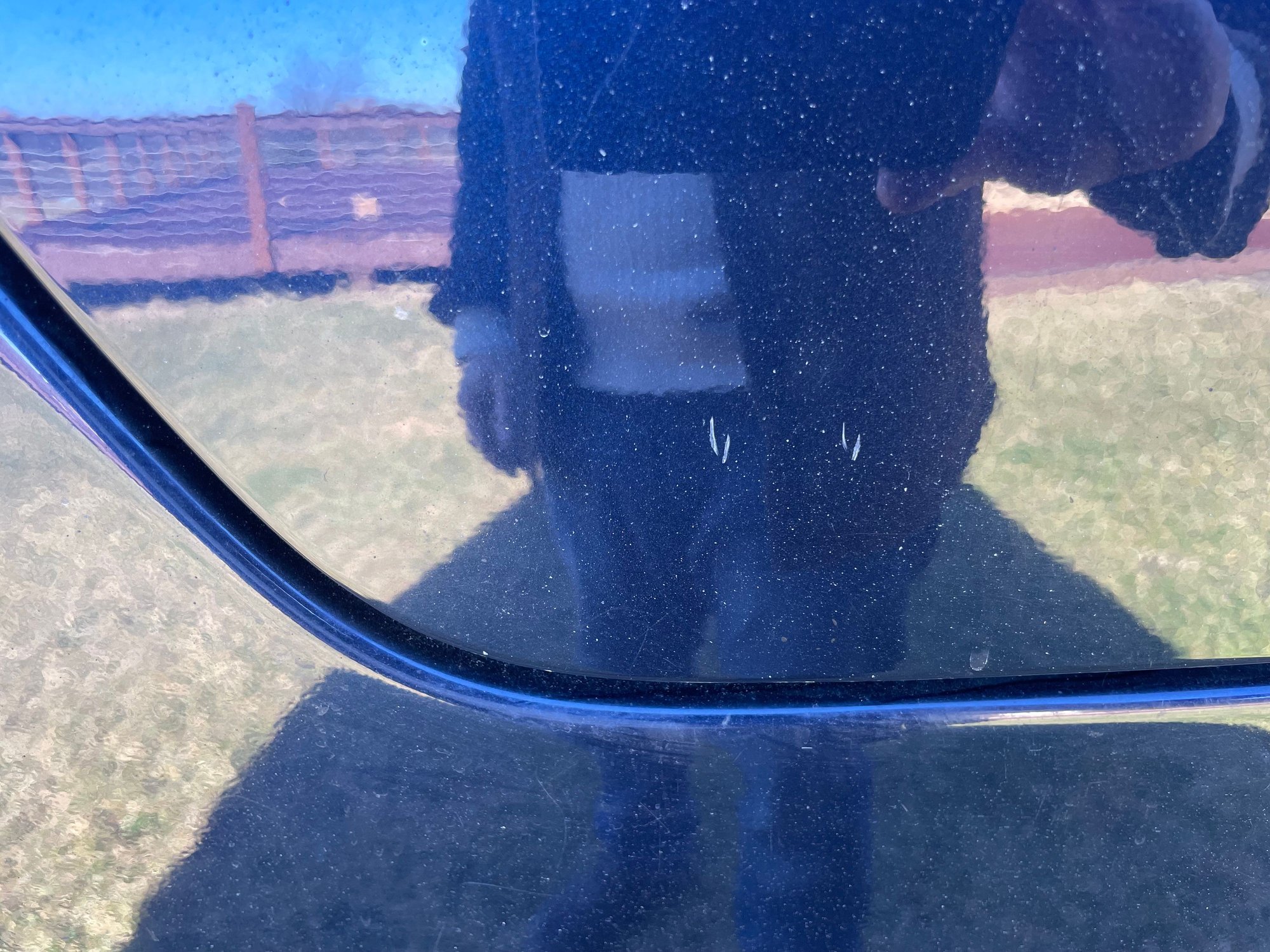 2013 Land Rover LR4 - Well Cared For 2013 Loire Blue L - Used - VIN SALFR2BG2DH365401 - 186,635 Miles - 8 cyl - AWD - Automatic - SUV - Blue - Pittsburgh, PA 15086, United States