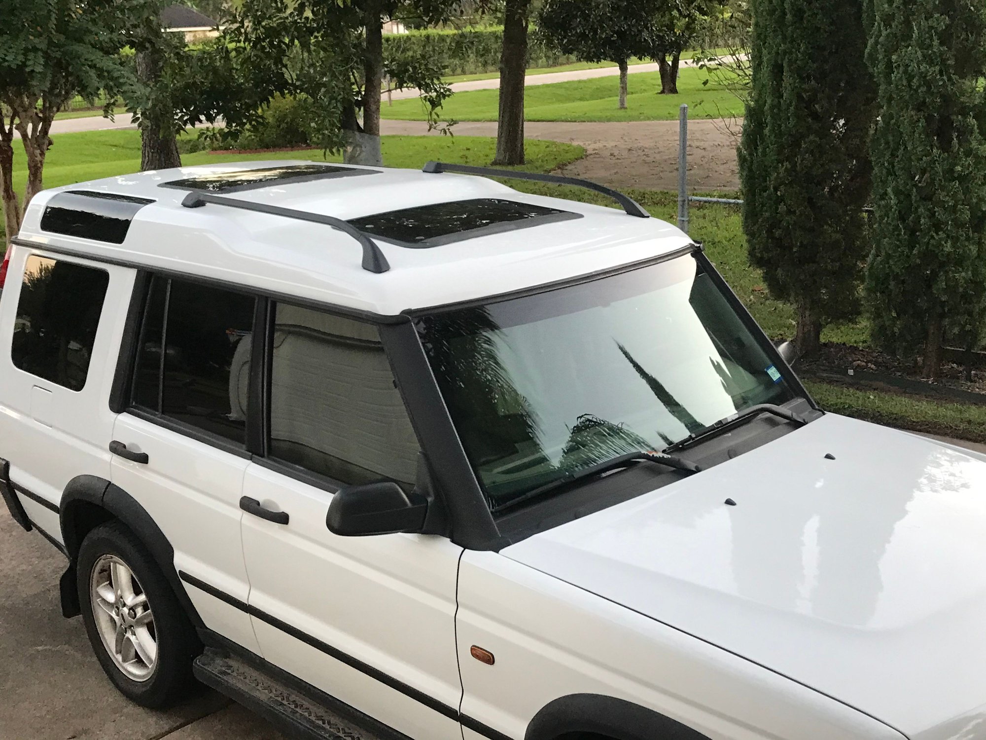 2002 Land Rover Discovery - Survivor 2002 Discovery SE II on frame restorations - Used - VIN SALTY12412A742781 - 241,174 Miles - 8 cyl - AWD - Automatic - SUV - White - Sugar Land, TX 77496, United States