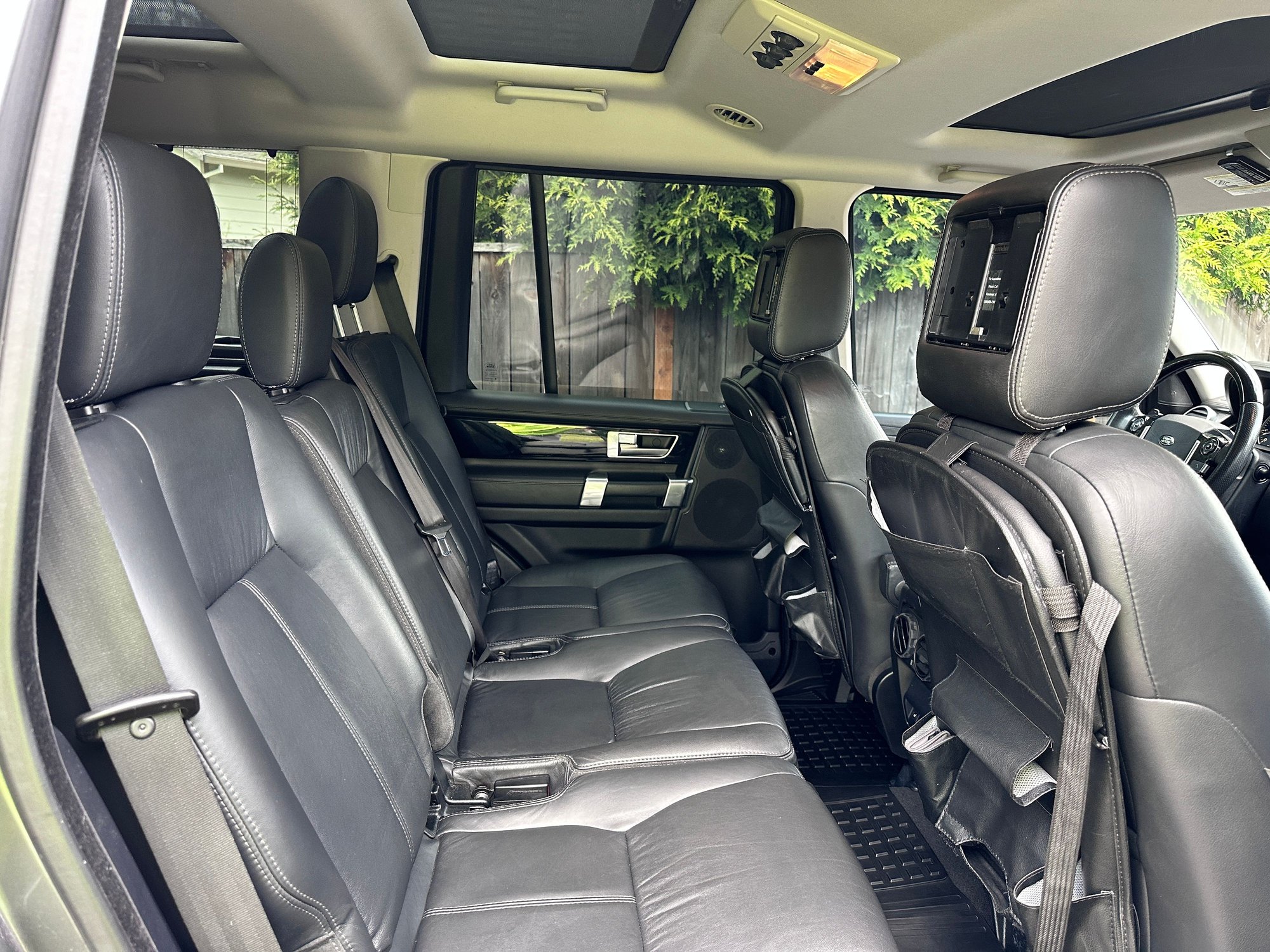 2016 Land Rover LR4 - 2016 LR4 HSE LUX (Non-HD) - Used - VIN SALAK2V68GA787980 - 121,500 Miles - 6 cyl - AWD - Automatic - SUV - Gray - Beaverton, OR 97078, United States