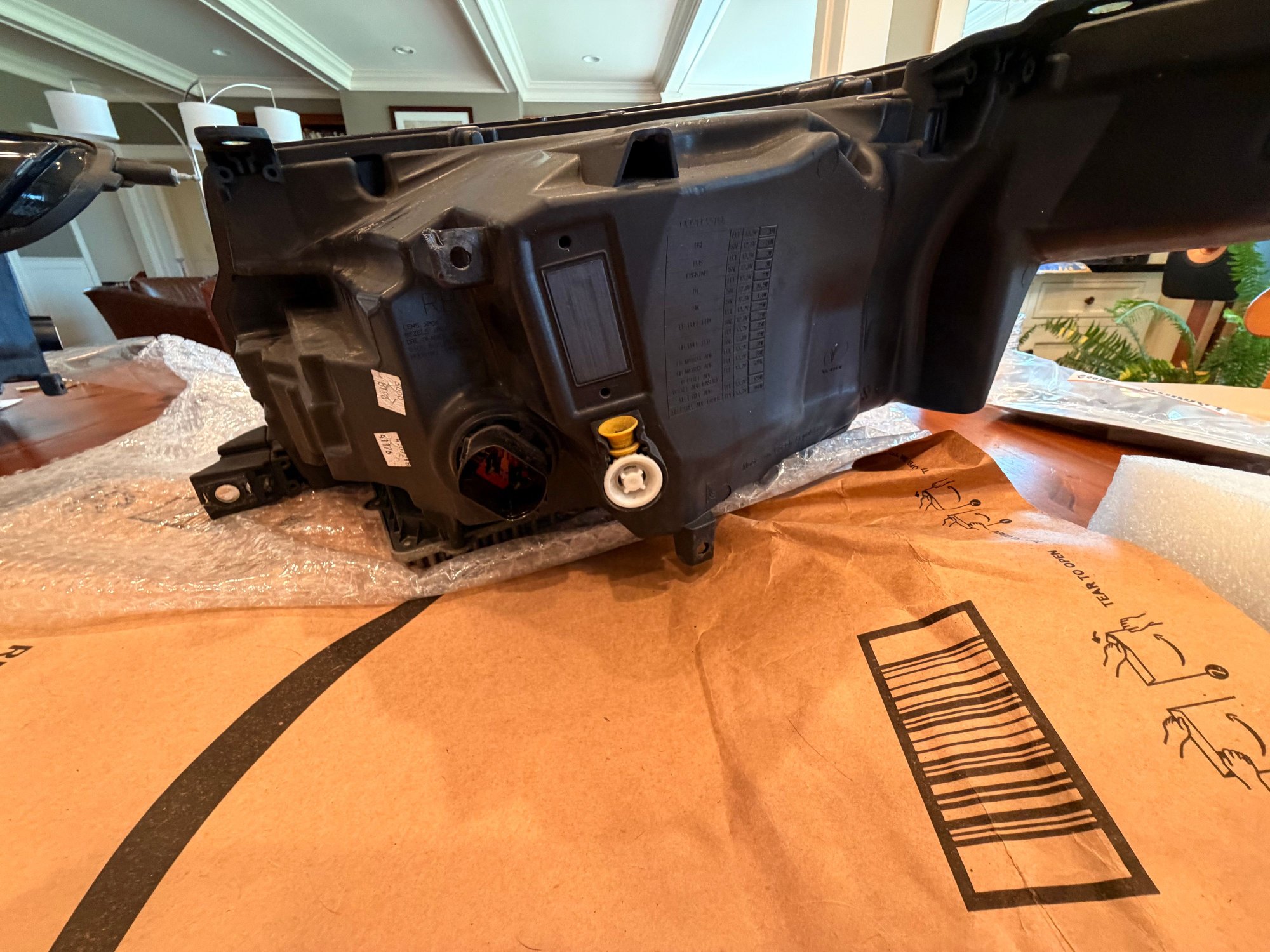 Lights - L405 Front left and right headlight assemblies - Used - -1 to 2027  All Models - Stillwater, MN 55082, United States