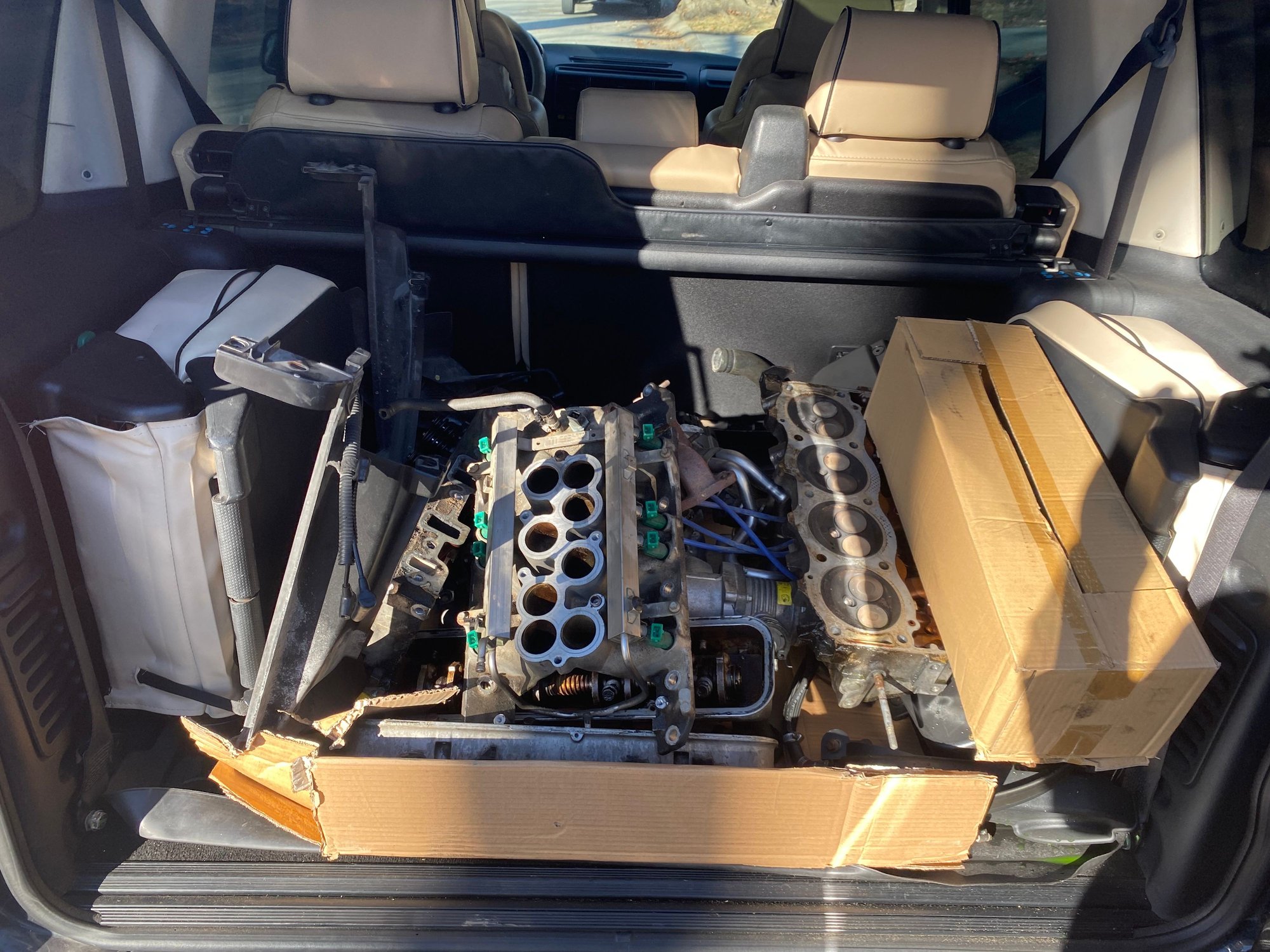 2004 Land Rover Discovery - Great LOOKING 2004 Disco 2... but needs new engine - Used - VIN SLATW19484A832038 - 131,347 Miles - 8 cyl - AWD - Automatic - SUV - Blue - Kansas City, MO 64131, United States