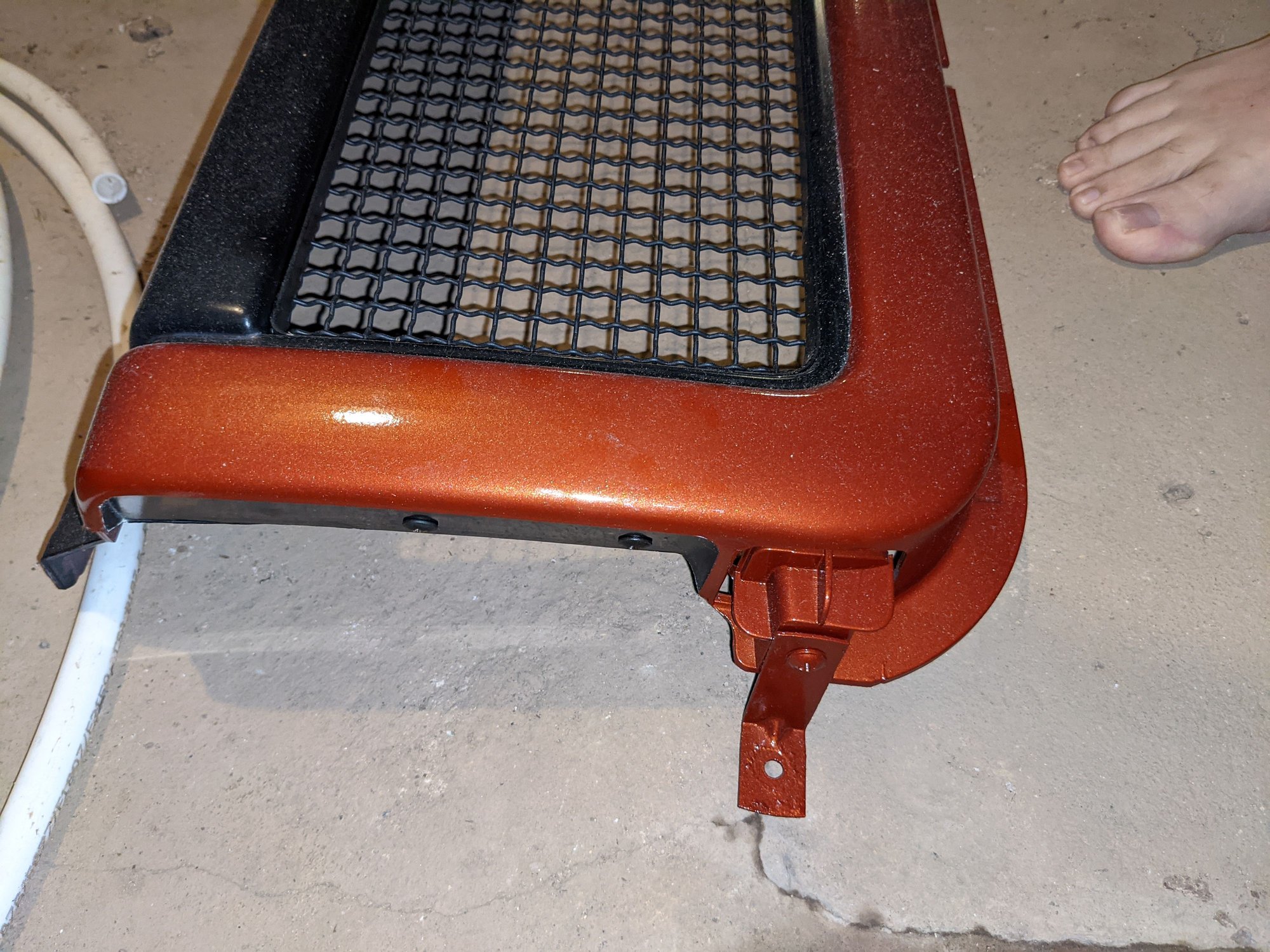 Exterior Body Parts - Genuine D2 Kalahari grill - Used - 1999 to 2002 Land Rover Discovery - Lake Ariel, PA 18436, United States